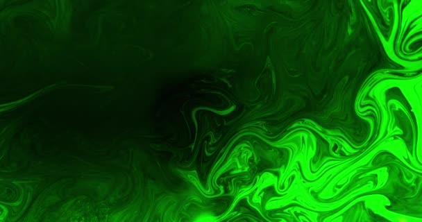 Színes folyadék keverék tinta víz áramlás neon zöld festék — Stock videók