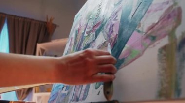 Sanat eseri soyut resim stüdyosu