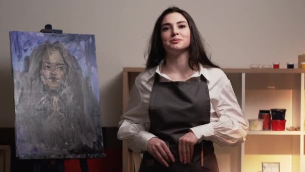 Female artist video lesson painting school — Vídeo de Stock