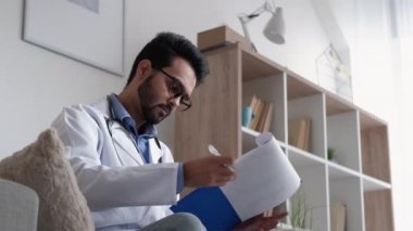 patient chart busy doctor working routine smart