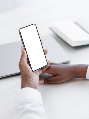 gadget reklamcılık telefon ağı model kadın eli