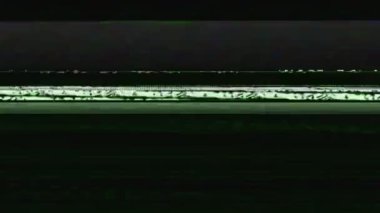 dijital arıza titreşim gürültüsü bulanık koyu renkte
