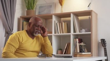 Bilgisayar hastalığı insanı çok yoruyor Afrikalı.