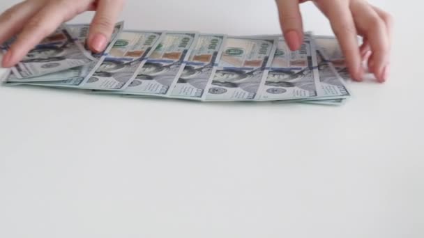 Receitas financeiras orçamento de dinheiro mãos dólares dinheiro — Vídeo de Stock
