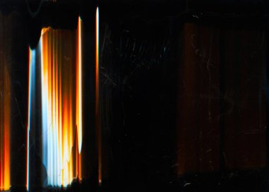 Arıza dijital objelerin üzerini kaplıyor toz çizikleri