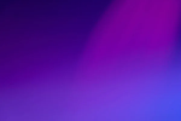 Ultraviolette achtergrond onscherp neon licht donker — Stockfoto