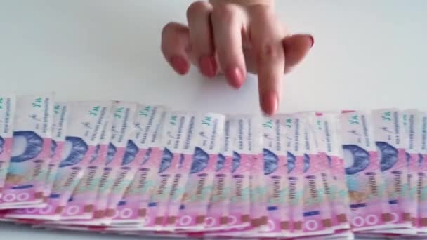 Ekonomi inflation hand räkna pengar hryvnia kontanter — Stockvideo