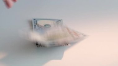 Finansal gelir vergisi ödemesi bize dolar veriyor