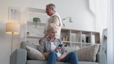 Aile sırrı evli çift güven sorunu gelişigüzel