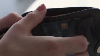 nakit ödeme euro para cüzdan kredi kartı