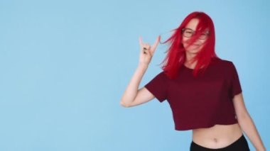 Rock jesti funky kız punk eğlenceli gif döngüsü