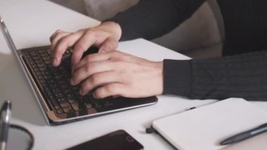İnsan bilgisayar teknolojisi yazan iş projesi