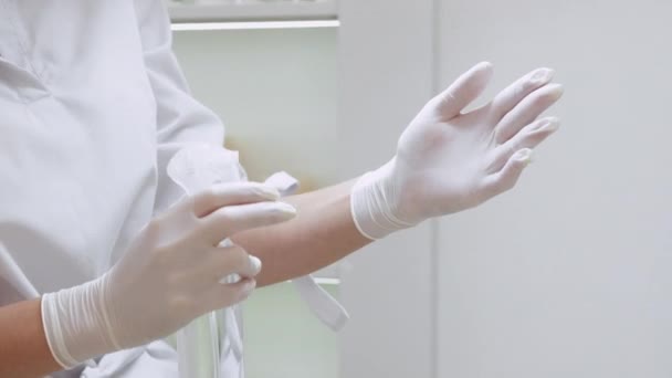 Antiseptische Desinfektion sterile Arbeitskrankenschwesterhandschuhe — Stockvideo