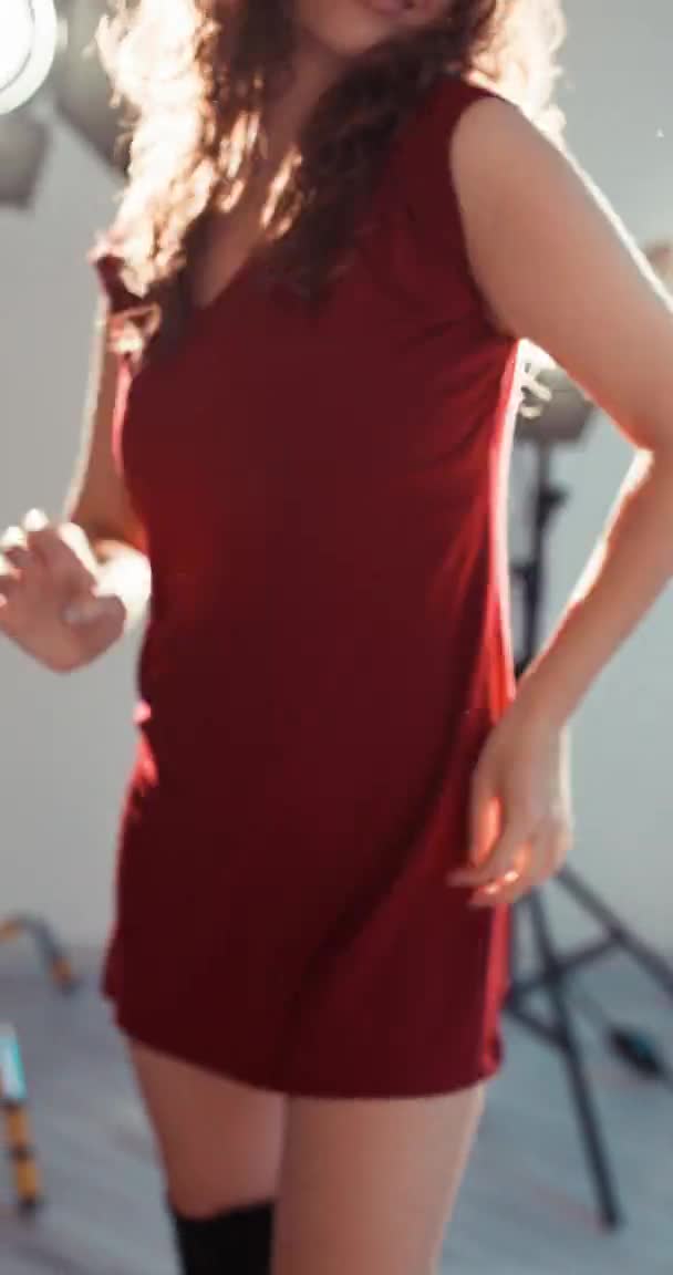 전문 사진 촬영 댄스 드레스 모델 여자 — 비디오