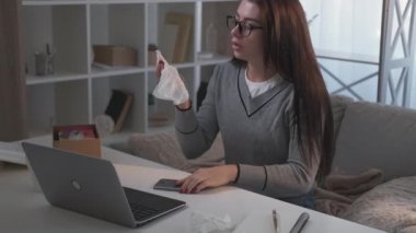 meşgul iş hasta kadın mesafe iletişimi