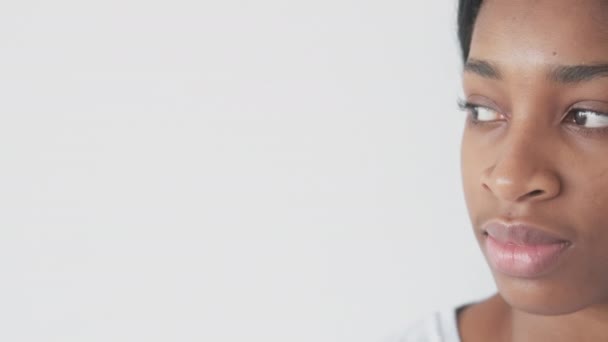 Žena portrét pozitivní emoce reklamní banner — Stock video