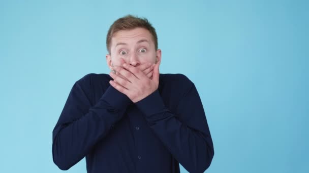 Strach muž strach výraz úzkost gif smyčka — Stock video