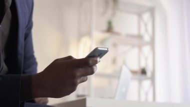 Telefon ağı dijital pazarlamacı el telefonu