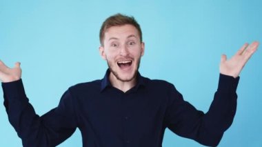 Peekaboo jesti saklambaç oyuncusu suratlı gif