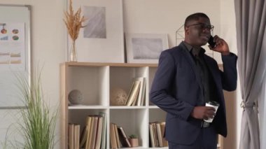 İş gezisi sohbet arkadaşı tartışma adamı