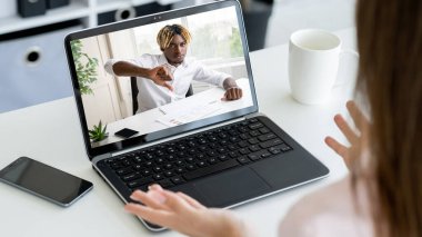 Video röportajı memnun olmayan iş ortağı