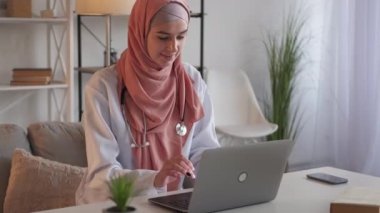 Telesağlık hizmetleri çevrimiçi tıp doktoru