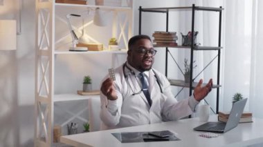 İlaç tavsiye hapları, erkek doktor hapları.