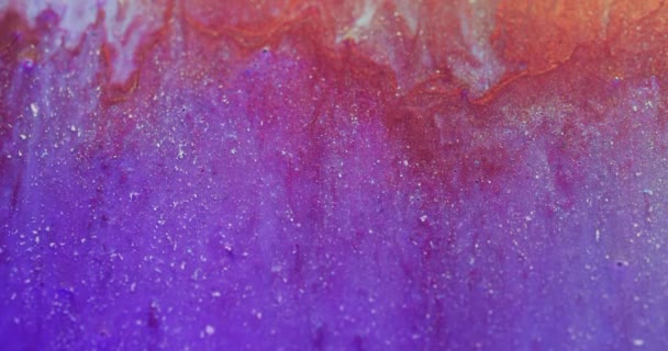 Glitter ink flow color fluid leak purple wet paint — ストック動画