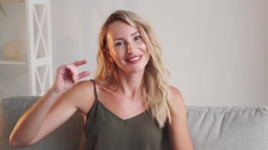 İyi iş, küçük kadınlara ilham verir.