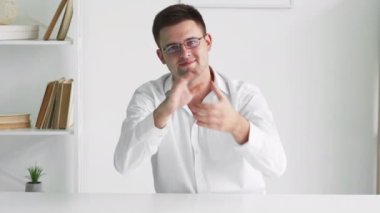 Tebrikler, destekleyici sanal adam toplantısı.