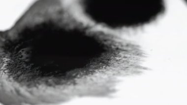 mürekkep kağıdı ıslak damlacık deseni siyah beyaz boya