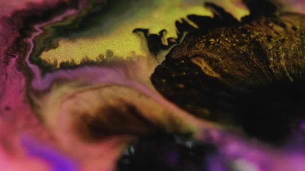 Třpytivá tekutina textura inkoust skvrna zlatá černá růžová — Stock video