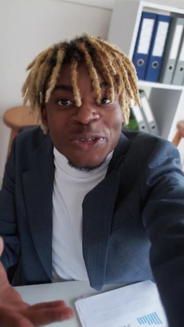 Office blogger stylish black man online conference — Stockvideo