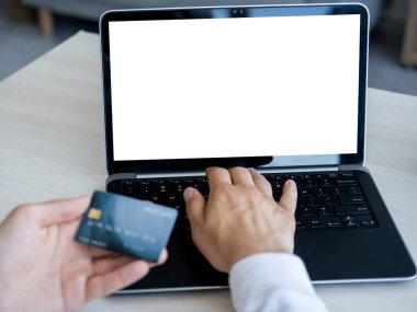 Banka işletim bilgisayarı çevrimiçi ödemeleri