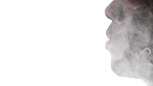 Air pollution ecology problem man inhaling smoke — Stockvideo