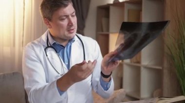 Teşhis danışmanlığı erkek doktor desteği