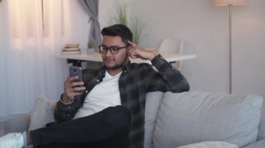 Kablosuz iletişim görüntülü sohbet adamı ev telefonu