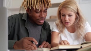 private course home learning teacher explaining