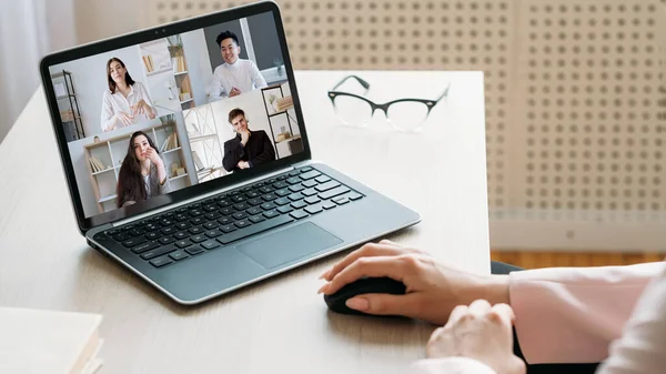 Vidéoconférence bureau à domicile de l'équipe d'affaires à distance — Photo