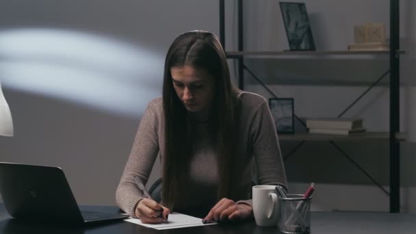 Night Studying Nerd Lifestyle Term Exams Preparation Student Girl Sitting — Stock Video