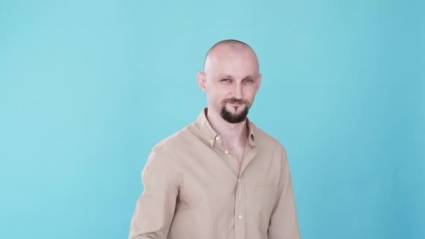 Ermutigende Geste Unterstützender Mann Bumerang Animation Zustimmung Signalisiert Zufriedene Selbstbewusste — Stockvideo