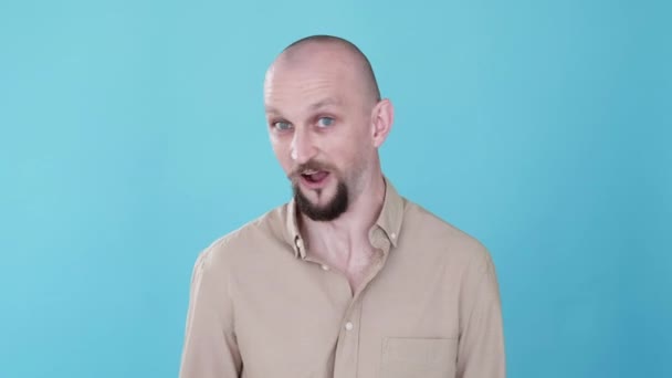 Omg Reaktion Schockiertes Gesicht Angstpanikattacke Bumerang Bewegung Überrascht Verängstigt Mann — Stockvideo