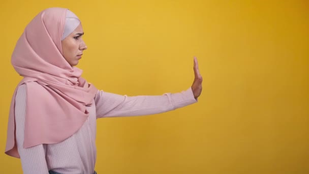 Stop Refusal Denying Woman Gesture Side View Rejecting Female Hijab — Stockvideo
