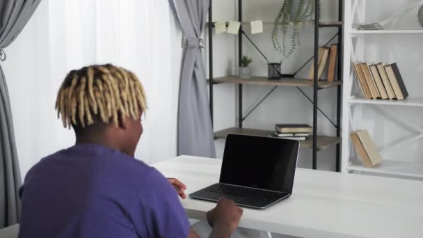 Online Meeting Casual Man Virtual Communication Hipster Black Guy Sitting — Video