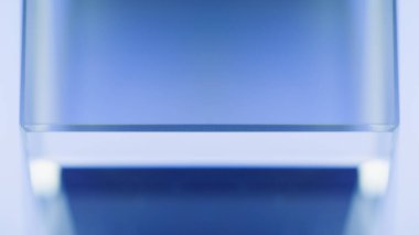 Bulanık neon parıltısı. Metin için soyut arkaplan. Aydınlanmış sahne. Odaklanmamış floresan sükunet mavi beyaz renk modern serbest alan duvar kağıdı.