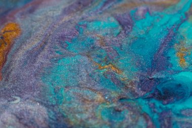 Soyut resim. Akrilik büyüsü. Yaratıcı sanat. Cyan mavisi lavanta sarısı sıvı boya karışımı