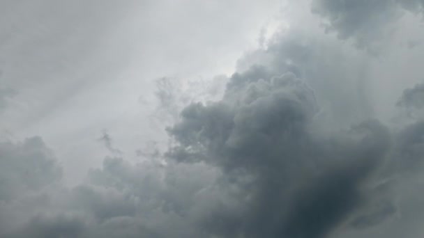 Magisk Himmel Vacker Natur Mystiskt Ozon Mörka Buskiga Moln Skapar — Stockvideo