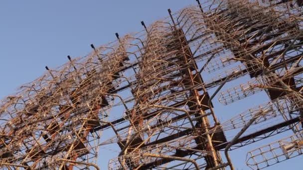 Радіолокаційна система Дуга в Чорнобилі (Україна). — стокове відео