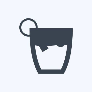 Viski Ekşi Simgesi yumuşak mavi arkaplanda izole edilmiş modaya uygun kabartma biçimi