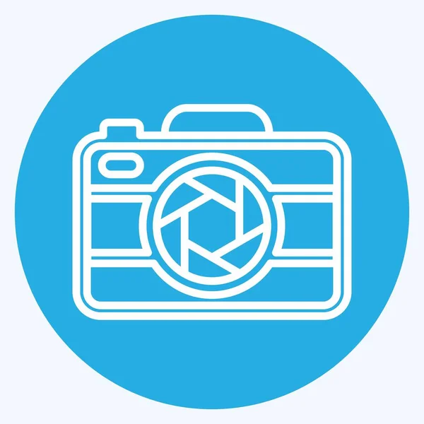 Camera Icon Trendy Blue Eyes Style Isolated Soft Blue Background — Stockvektor